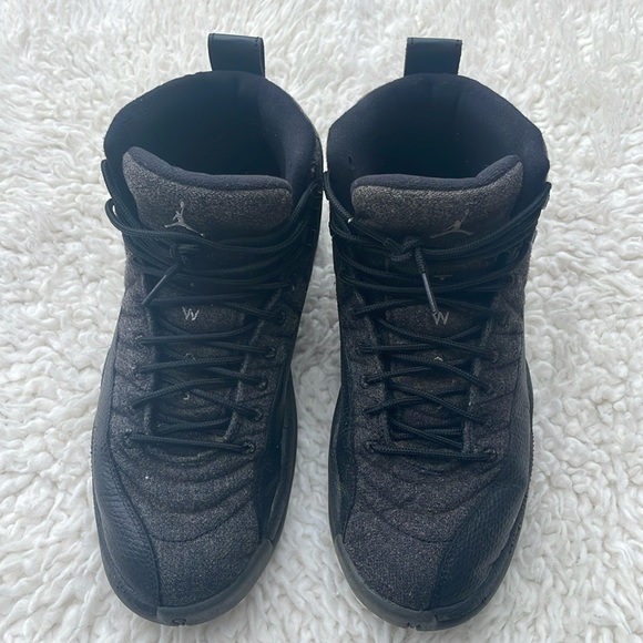 Jordan's Air Jordan 12 XII Retro. Size 9. Used in good condition. - Picture 1 of 9